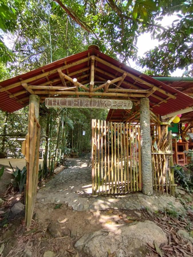 סן רפאל Alojamiento Natural La Cueva De Morgan San Rafael מראה חיצוני תמונה